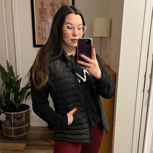 Lululemon Pack it Down Again Vest Size 6